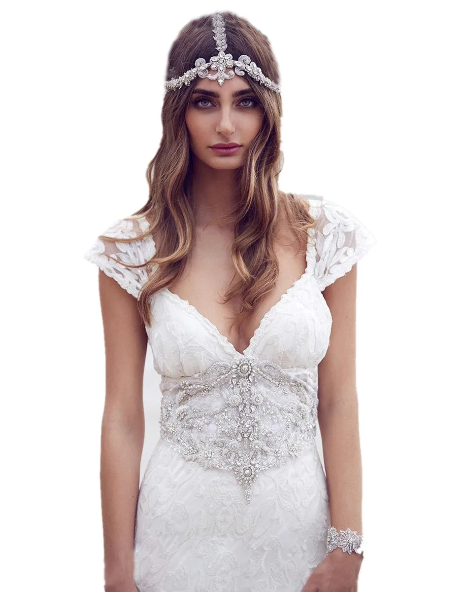 Sexy 2016 V-Neck Lace Mermaid Wedding Gown Appliqued Beads Sleevless Wedding Dress Ivory Floor-Length Custom Made Bridal Vestido
Sexy 2016 V-Neck Lace Mermaid Wedding Gown Appliqued Beads Sleevless Wedding Dress Ivory Floor-Length Custom Made Bridal Vestido