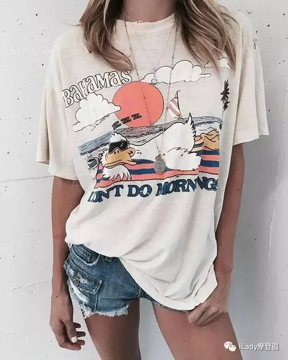 PUDO-JBH Bahamas I Don't Do Mornings Beach Duck T-Shirt Women Summer Cute Fashion Relaxing Vintage Tee
PUDO-JBH Bahamas I Don't Do Mornings Beach Duck T-Shirt Women Summer Cute Fashion Relaxing Vintage Tee