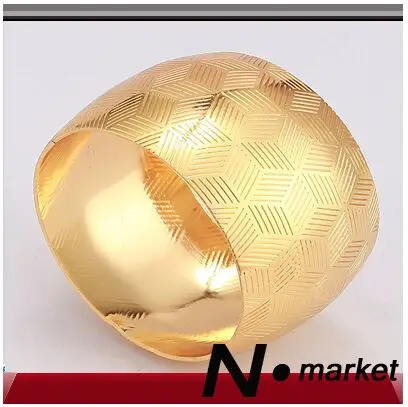 Factory Wholesale Stripe Alloy Napkin Rings Chinese Style Gold Rond Drum Napkin Holders Table Accesories
Factory Wholesale Stripe Alloy Napkin Rings Chinese Style Gold Rond Drum Napkin Holders Table Accesories