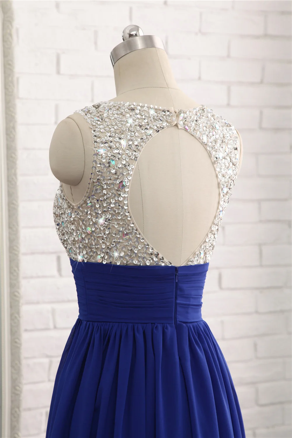 Royal Blue Sheer Neck Crystal Beading Robe De Soiree Sexy Backless Pleated Long Formal Evening Dresses Chiffon Prom Party Gowns
Royal Blue Sheer Neck Crystal Beading Robe De Soiree Sexy Backless Pleated Long Formal Evening Dresses Chiffon Prom Party Gowns