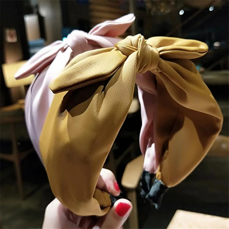 Повязка на голову с кроличьими ушками для женщин и девочек
Повязка на голову с кроличьими ушками для женщин и девочек