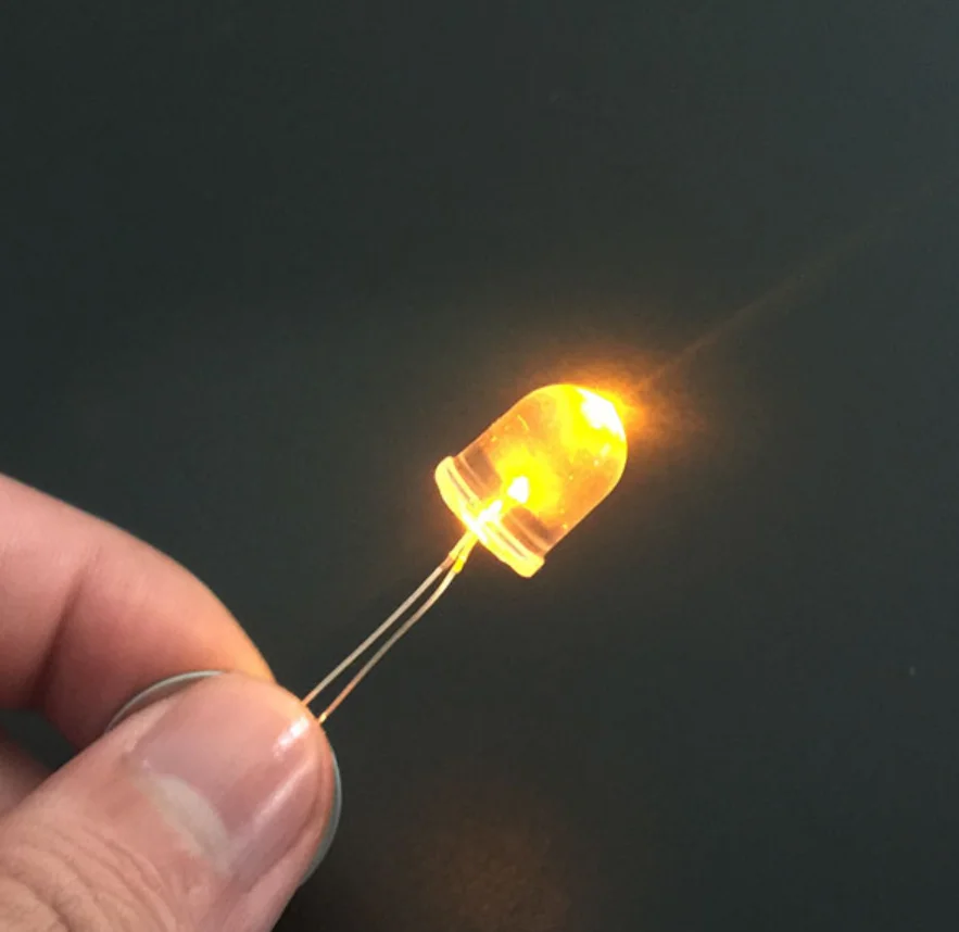 50pcs 10mm LED Yellow Transparent Lamp bead 20mA 2V F10 mm Round Ultra Bright Light-Emitting Diode LED Lamp White hair Yellow
50pcs 10mm LED Yellow Transparent Lamp bead 20mA 2V F10 mm Round Ultra Bright Light-Emitting Diode LED Lamp White hair Yellow