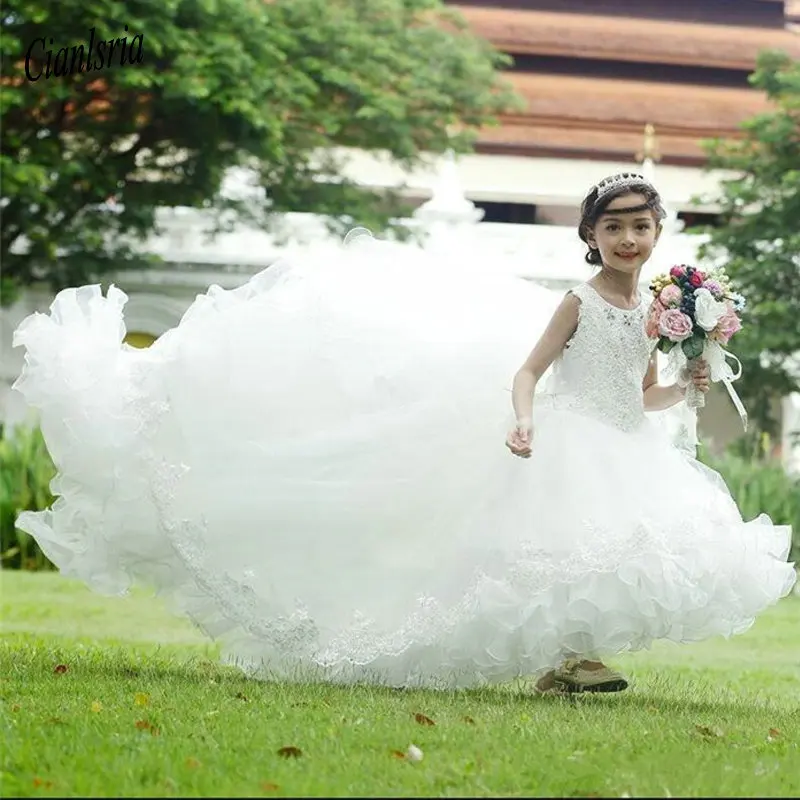 2020 Gorgeous Flower Gitl Dress For Wedding Long Train Princess Dress with Appliques Crystals High Low Pageant Gowns Tulle
2020 Gorgeous Flower Gitl Dress For Wedding Long Train Princess Dress with Appliques Crystals High Low Pageant Gowns Tulle