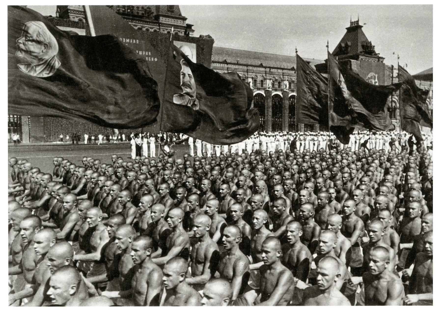 Парад физкультурников на красной площади 1937