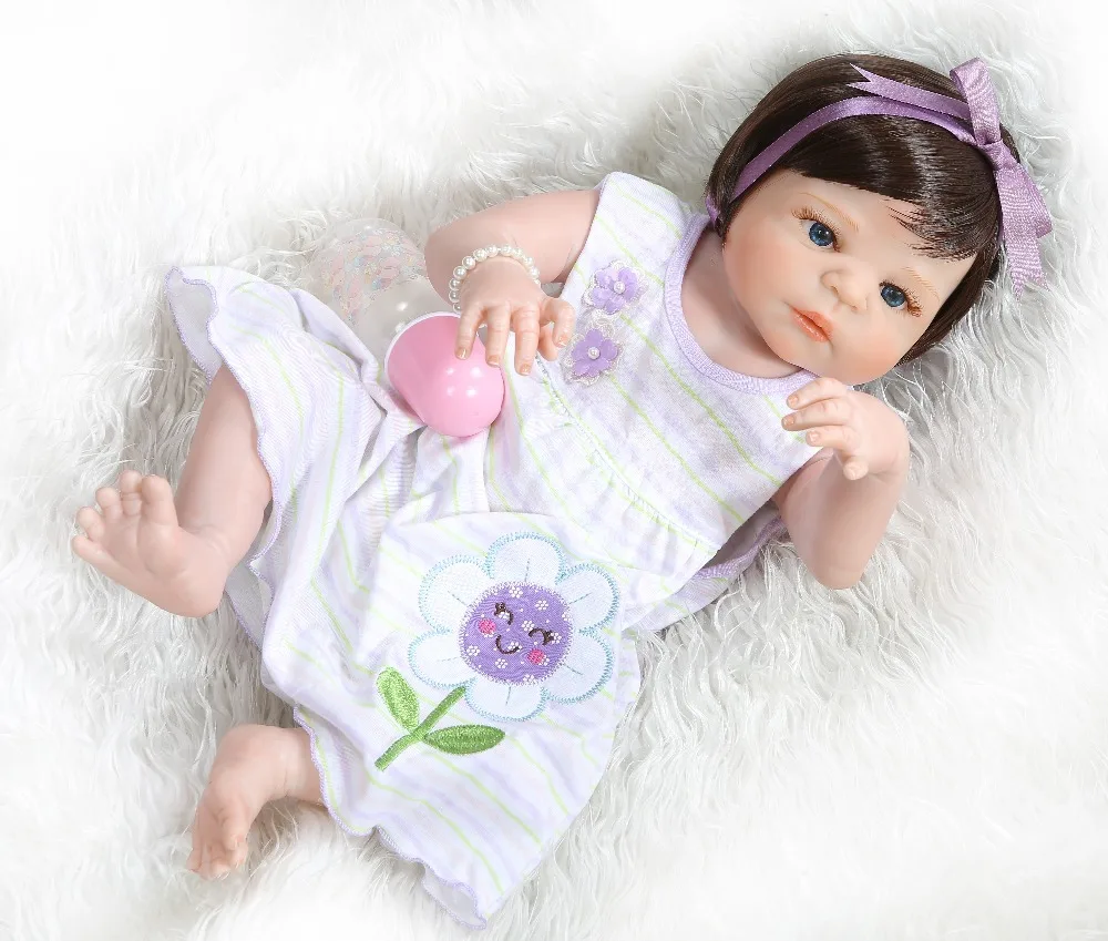 55CM bebe doll reborn girl body silicone realista princess baby boneca toy for children gift bath toy boy Interactive doll gift
55CM bebe doll reborn girl body silicone realista princess baby boneca toy for children gift bath toy boy Interactive doll gift