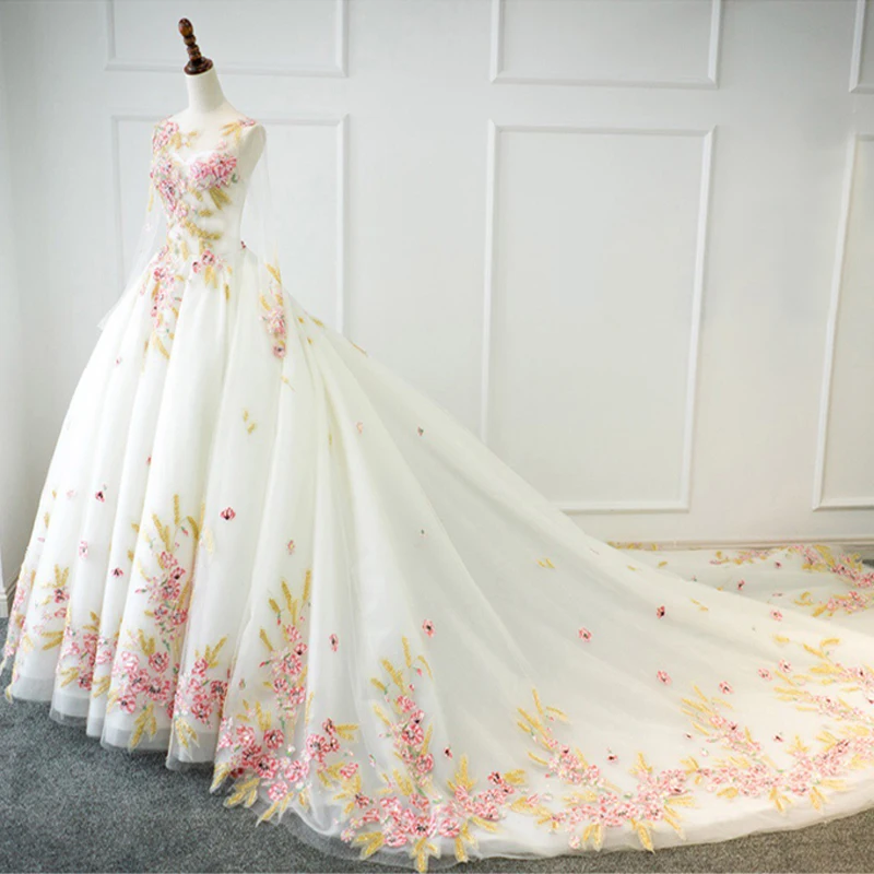 New O-Neck Long Sleeve lace up Embroidery Flowers Wedding Dresses with lace big train for brides formal plus sizeS
New O-Neck Long Sleeve lace up Embroidery Flowers Wedding Dresses with lace big train for brides formal plus sizeS