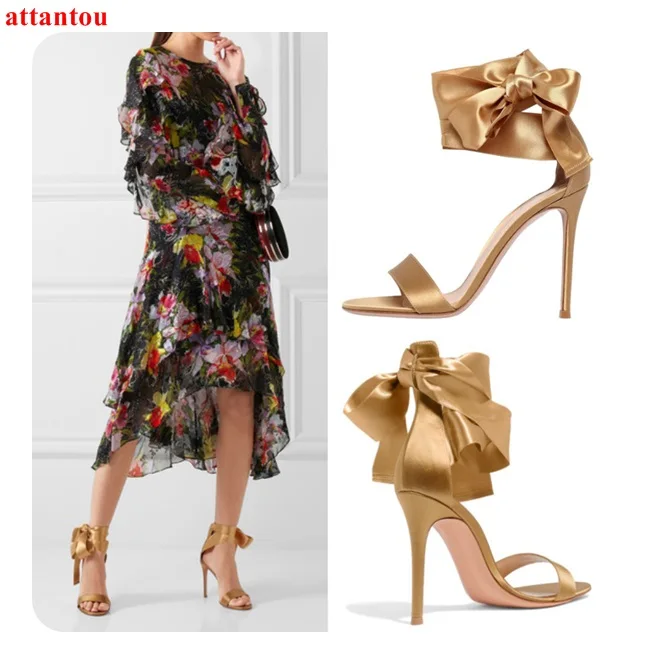 Black silk shoes Summer Woman sandals ankle lace up design Sexy Pumps elegant bowknot decor thin heel female party dress shoes
Black silk shoes Summer Woman sandals ankle lace up design Sexy Pumps elegant bowknot decor thin heel female party dress shoes