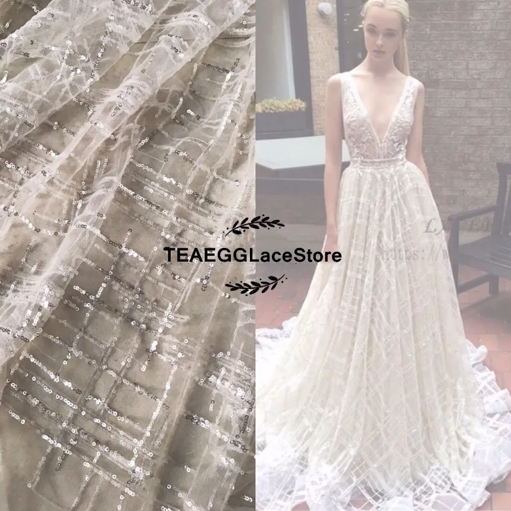 5yards Vintage ivory sequins lace fabric on tulle embroidery higher french lace bridal lace elegent wedding dress fabric
5yards Vintage ivory sequins lace fabric on tulle embroidery higher french lace bridal lace elegent wedding dress fabric