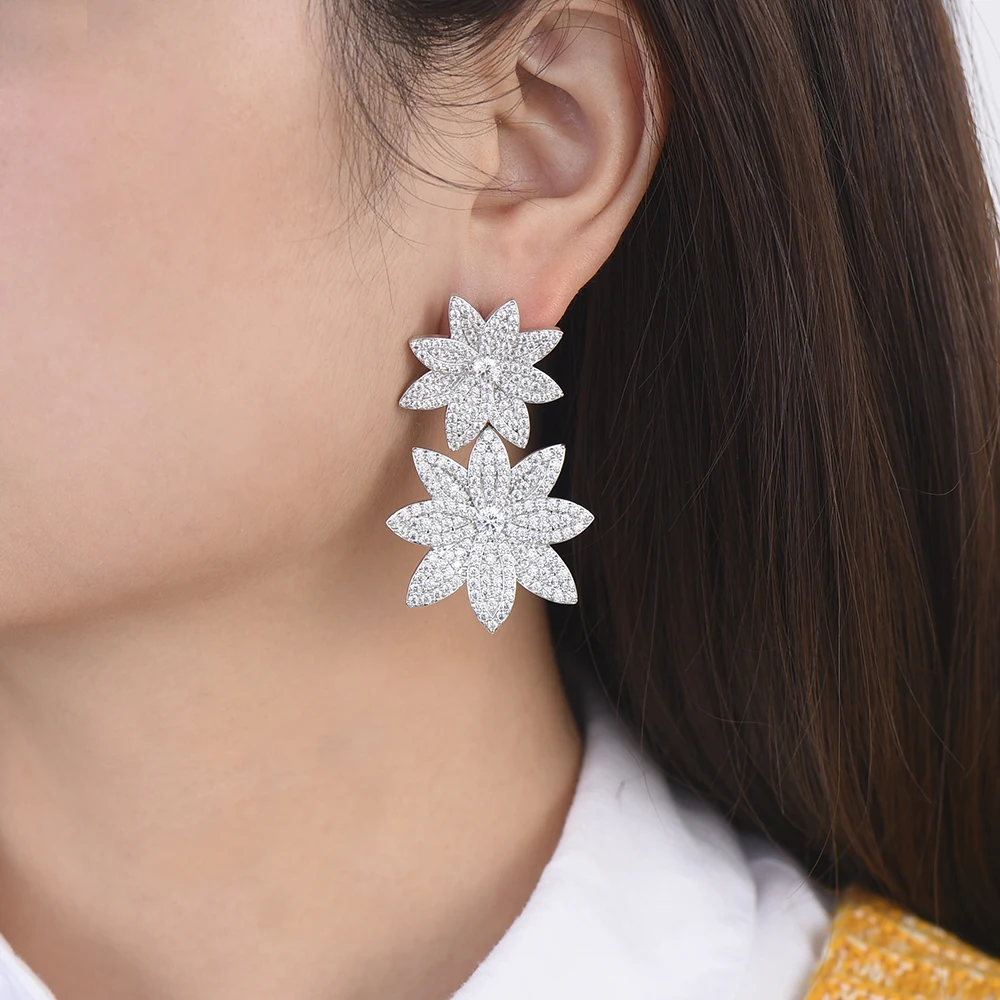 Women Girls Popular Flowers Shape Pendant Dangle Earrings Full Cubic Zirconia Earrings earings fashion jewelry
Women Girls Popular Flowers Shape Pendant Dangle Earrings Full Cubic Zirconia Earrings earings fashion jewelry