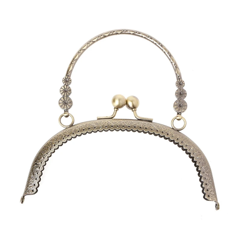 THINKTHENDO DIY Craft 16.5cm Metal Handbag Handle Frame Kiss Clasp Lock Handle Arch For DIY Purse Bag Fashion 2 Size New
THINKTHENDO DIY Craft 16.5cm Metal Handbag Handle Frame Kiss Clasp Lock Handle Arch For DIY Purse Bag Fashion 2 Size New
