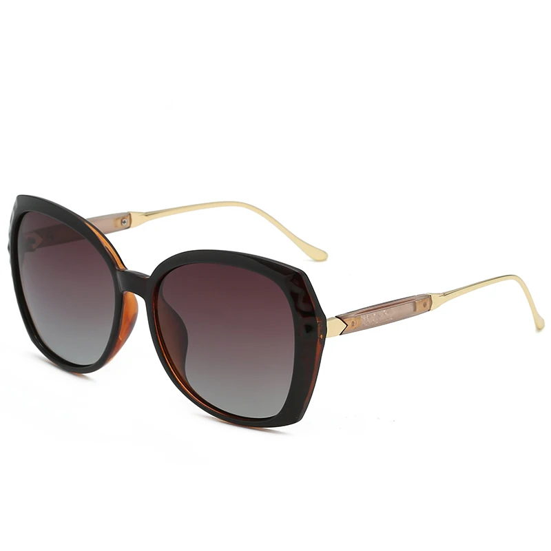

iurstar 2019 Designer Sunglasses Brand Glasses Outdoor Shades PC Farme Fashion Classic Ladies luxury Sunglass Mirrors for Women