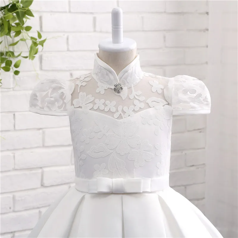 In Stock Stand Neck Lace And Satin Aqua Dresses For Girls Short Sleeve Ball Gown Beading Bow Sashes Vestido Comunion 12813
In Stock Stand Neck Lace And Satin Aqua Dresses For Girls Short Sleeve Ball Gown Beading Bow Sashes Vestido Comunion 12813