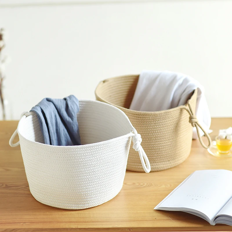 1Pcs Handmade Cotton Desktop Storage Basket Box With Handle Toys Sundries Underwear Clothing Cosmetics Storage Box Hand Woven
1Pcs Handmade Cotton Desktop Storage Basket Box With Handle Toys Sundries Underwear Clothing Cosmetics Storage Box Hand Woven
