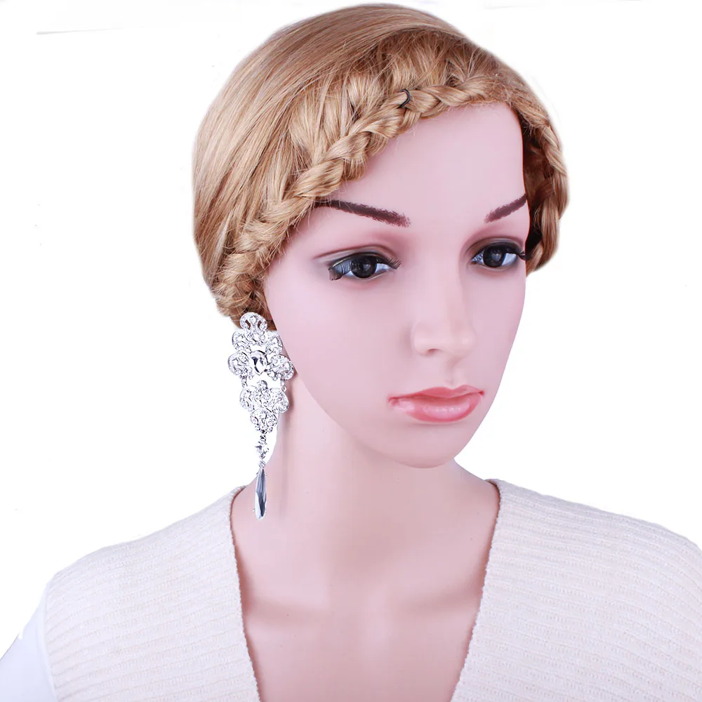 FARLENA Jewelry Shining Clear Crystal Chandeliers Style Drop Earrings Fashion Long Earrings for Women Wedding Party Accessories
FARLENA Jewelry Shining Clear Crystal Chandeliers Style Drop Earrings Fashion Long Earrings for Women Wedding Party Accessories
