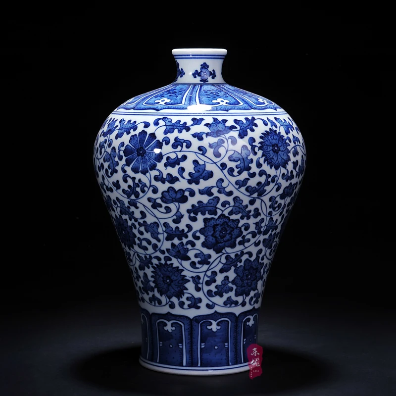 vase of blue and white lotus decoration craft vase wrapped around the large living room decoration Home Furnishing
vase of blue and white lotus decoration craft vase wrapped around the large living room decoration Home Furnishing