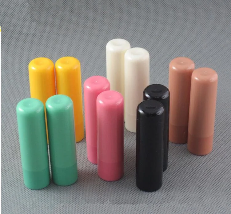

200 pcs 4g Plastic Lipstick tube Empty packing bottle Lip Balm Cosmetic Containers Direct Filling Lipstick tube free shipping