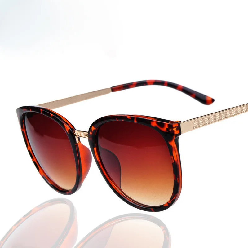 2018 Sunglasses Women Vintage Gradient Cat eye Sun Glasses Female Fashion Brand Eyewear Cateye Coating Oculos
2018 Sunglasses Women Vintage Gradient Cat eye Sun Glasses Female Fashion Brand Eyewear Cateye Coating Oculos