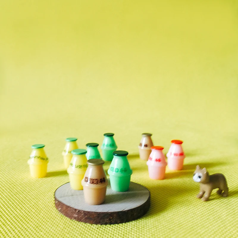 10pcs Yogurt bottle/miniatures dinnerware/cute/fairy garden gnome/moss terrarium decor/bonsai/doll house decor/diy supplies/
10pcs Yogurt bottle/miniatures dinnerware/cute/fairy garden gnome/moss terrarium decor/bonsai/doll house decor/diy supplies/