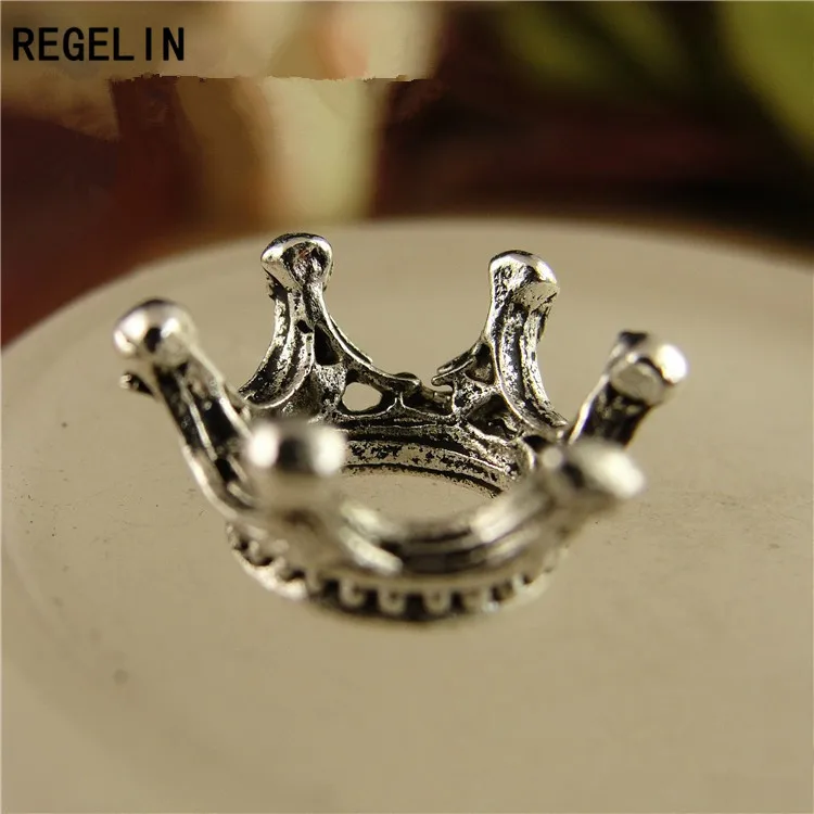 REGELIN 50pc/lot Retro Vintage Crown Charms European Style Charm Beads Metal Spacer Beads Bracelet Necklace DIY Jewelry Making
REGELIN 50pc/lot Retro Vintage Crown Charms European Style Charm Beads Metal Spacer Beads Bracelet Necklace DIY Jewelry Making