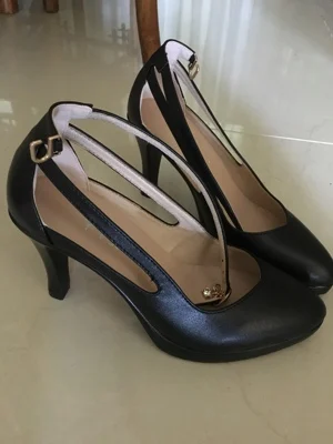 GKTINOO Lady Pumps Pointed Toe Office Lady Pumps Buckle Strap Platform High Heels Women Shoes Four Season Leather Shoes
GKTINOO Lady Pumps Pointed Toe Office Lady Pumps Buckle Strap Platform High Heels Women Shoes Four Season Leather Shoes