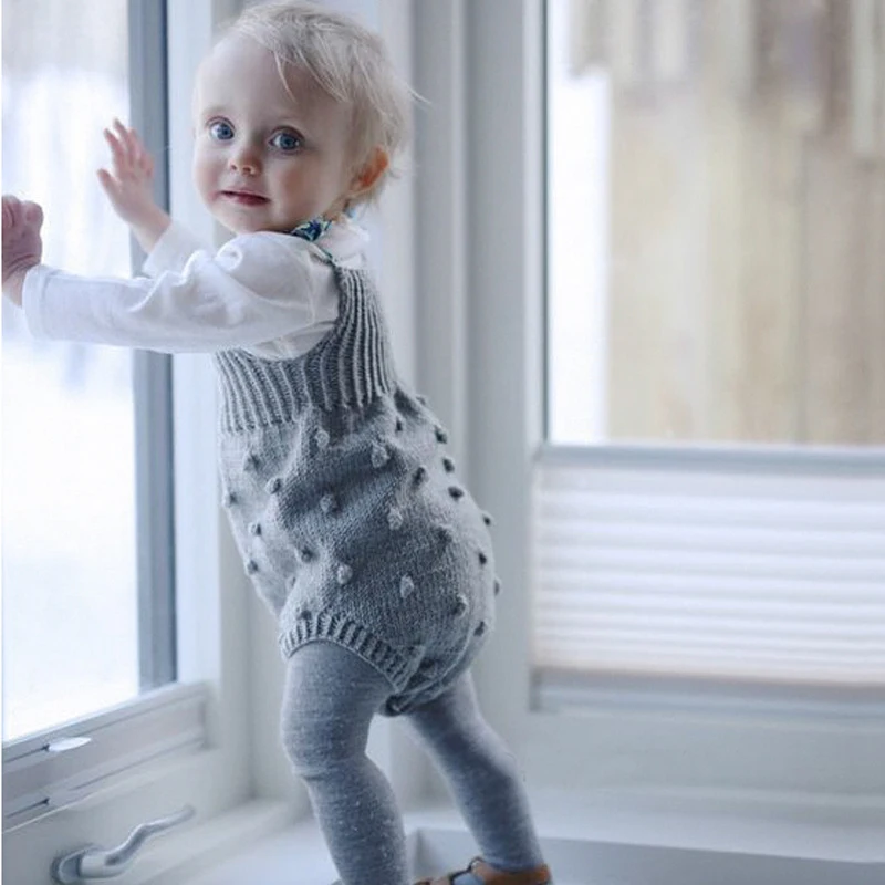 Cute terry ball design suspender romper kids cotton knitting jumpsuit infant newborn baby overalls toddler baby clothing Xmas
Cute terry ball design suspender romper kids cotton knitting jumpsuit infant newborn baby overalls toddler baby clothing Xmas
