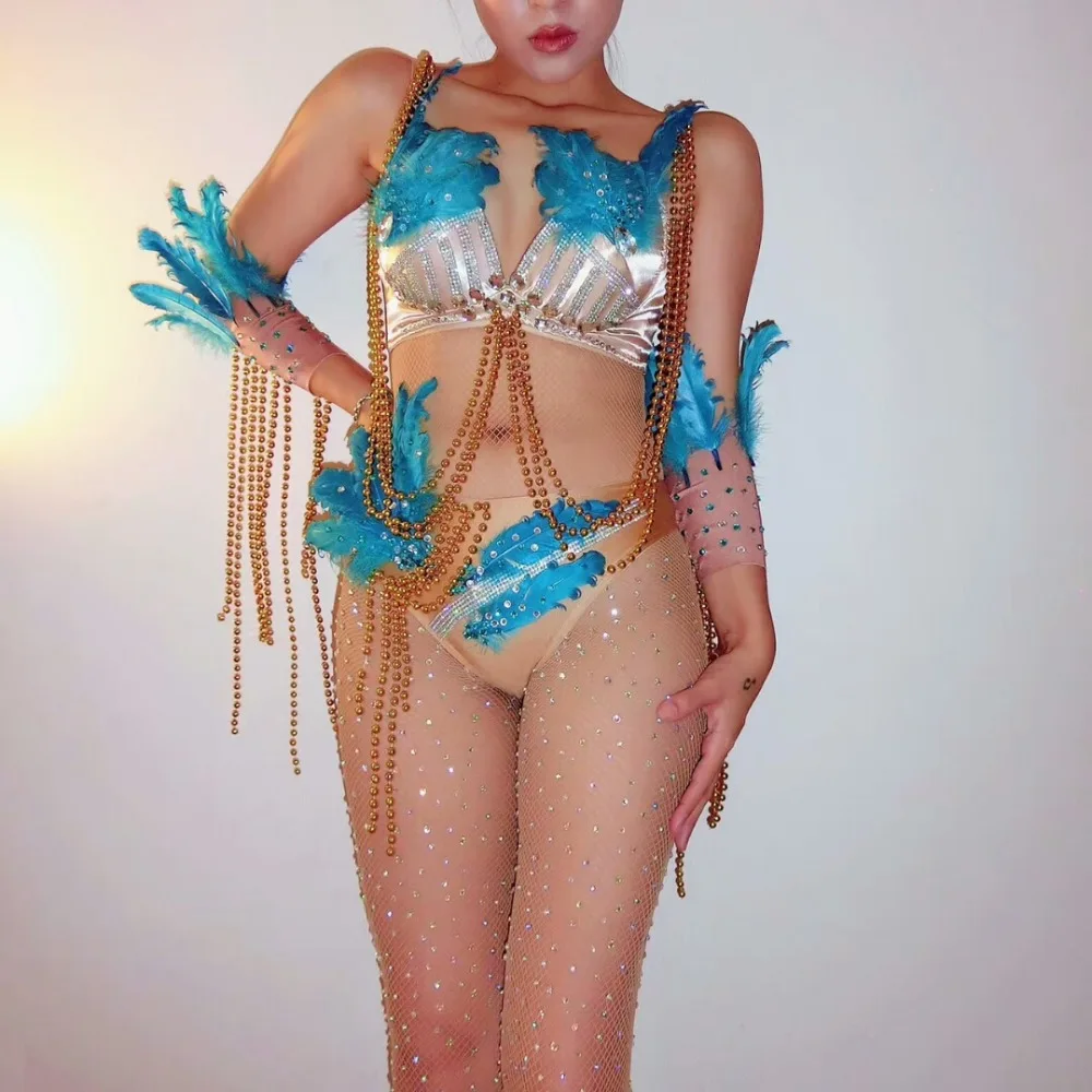Blue Feathers Crystals Bikini Women Nightclub Bar Dance Team DS Costume Models Catwalk Performance Stage Outfit Bra Shorts Sets
Blue Feathers Crystals Bikini Women Nightclub Bar Dance Team DS Costume Models Catwalk Performance Stage Outfit Bra Shorts Sets