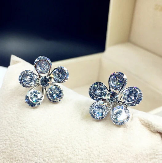 New 2.2cm Elegant Luxurious Super Shiny Zircon Flower Stud Earrings for OL Lady Girls Custom Fashion Jewelry
New 2.2cm Elegant Luxurious Super Shiny Zircon Flower Stud Earrings for OL Lady Girls Custom Fashion Jewelry