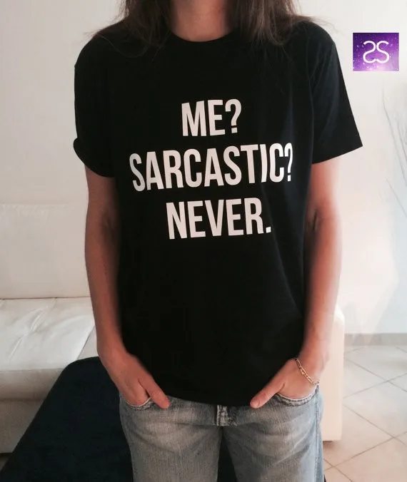 Новая женская футболка с надписью «Me Sarcastic Never», хлопковая забавная Повседневная хипстерская рубашка для женщин, черные топы, футболки Sarcastic
Новая женская футболка с надписью «Me Sarcastic Never», хлопковая забавная Повседневная хипстерская рубашка для женщин, черные топы, футболки Sarcastic