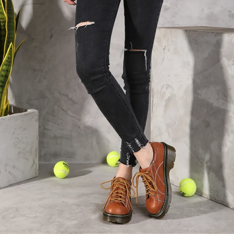 Women Oxfords Shoes Black/Brown Retro Casual Leather Flats Shoes Female Square Toe Lace-Up Fashion Vintage College Style
Women Oxfords Shoes Black/Brown Retro Casual Leather Flats Shoes Female Square Toe Lace-Up Fashion Vintage College Style