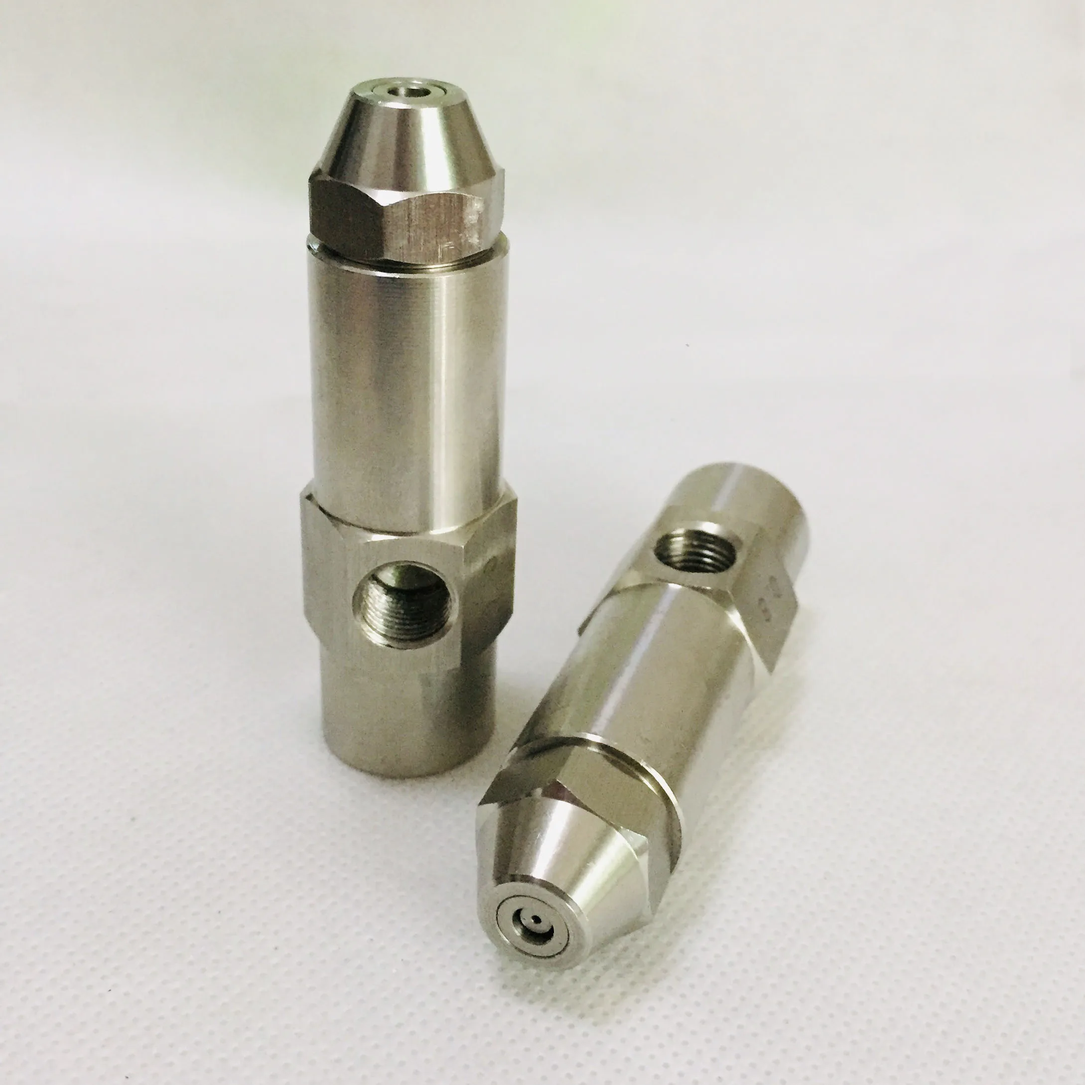 68mm 0.6/0.8/1.0/1.2/1.5/2.0/2.5mm Waste oil burner nozzle,air atomizing nozzle,fuel oil nozzle,full cone oil spray nozzle
68mm 0.6/0.8/1.0/1.2/1.5/2.0/2.5mm Waste oil burner nozzle,air atomizing nozzle,fuel oil nozzle,full cone oil spray nozzle