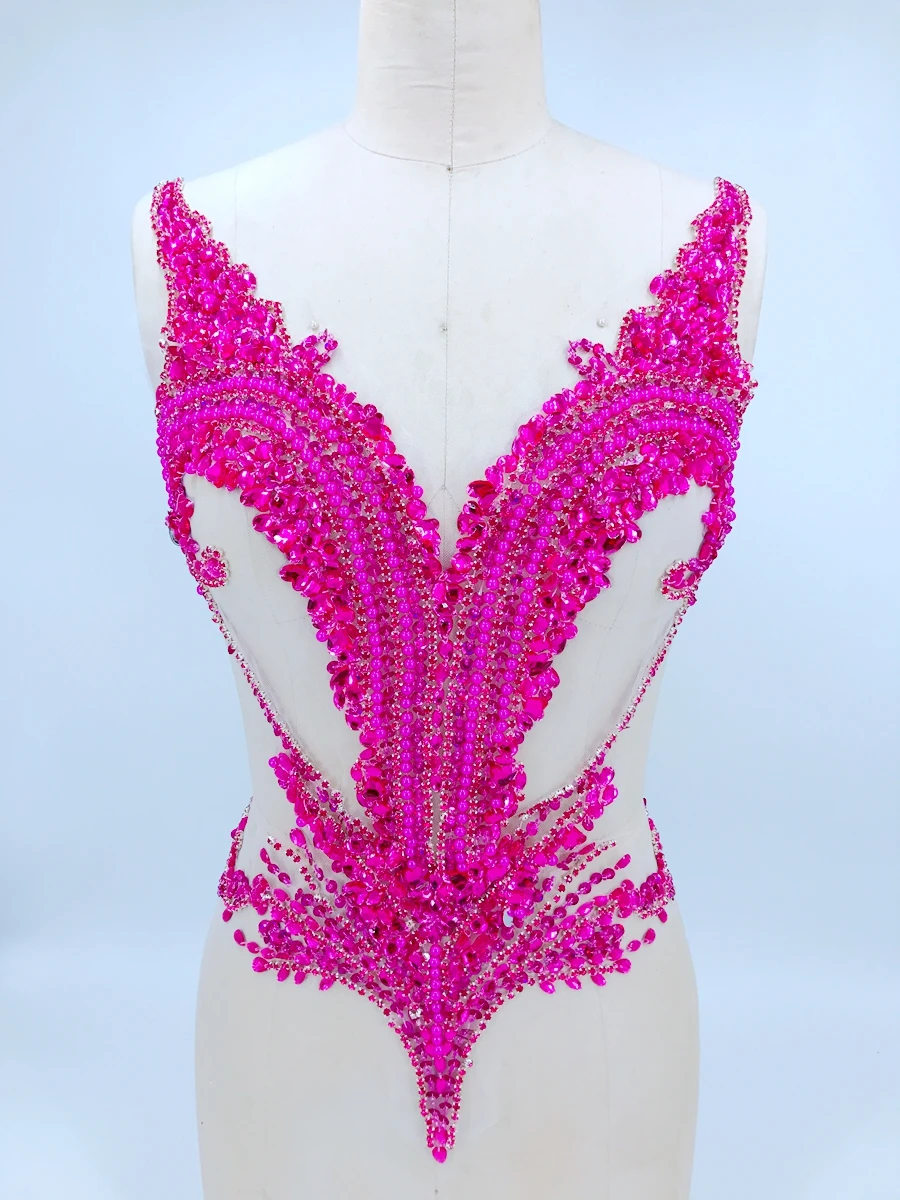 Нашивки с кристаллами, 56*44 см
Нашивки с кристаллами, 56*44 см