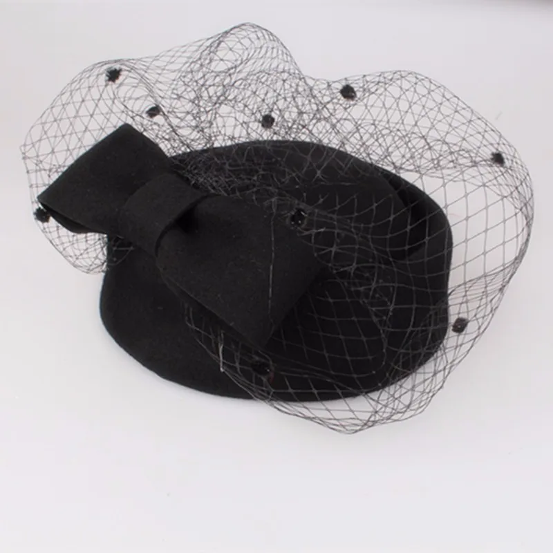 Fashion black 100% wool fascinators high quality bow hat base with dot veil cocktail hats bridal veils occasion hair accessoires
Fashion black 100% wool fascinators high quality bow hat base with dot veil cocktail hats bridal veils occasion hair accessoires