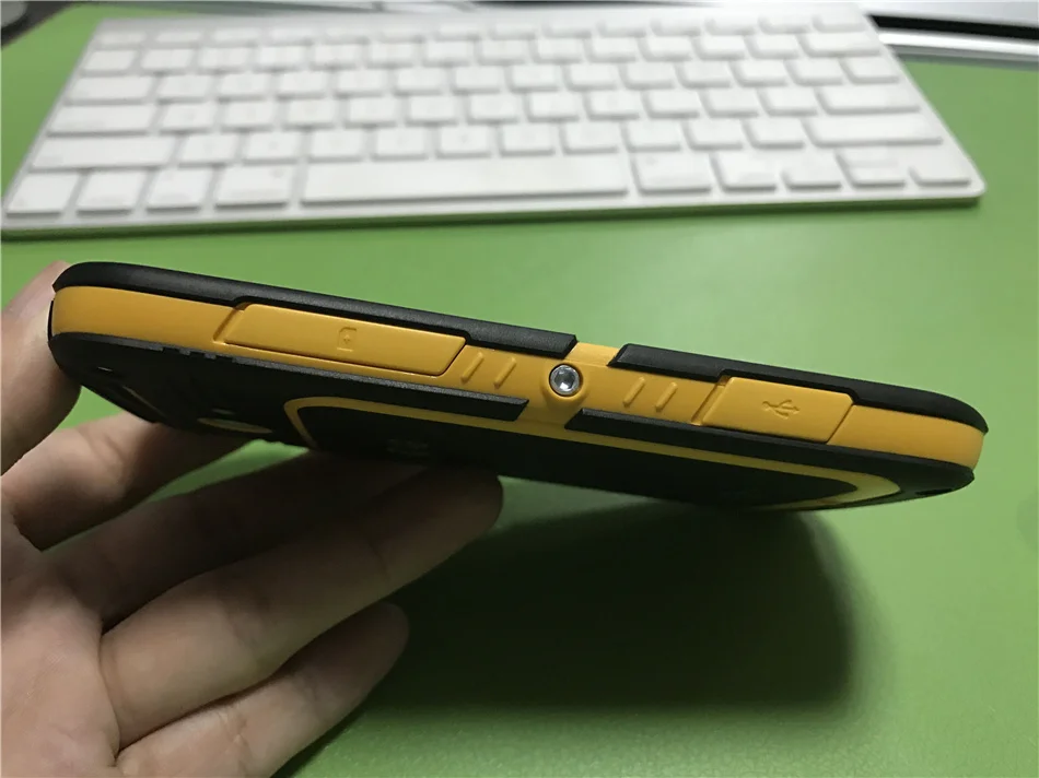 Оригинал ZTE T83 Rrugged Водонепроницаемая Пыле IP67 4 Г LTE смартфон 4.0 Дюймов TFT дисплей ГБ