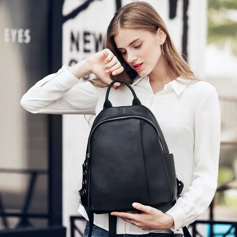 FoxTail & Lily 100% Cow Leather Backpack Women Luxury Designer Genuine Leather School Bag Casual Travel Backpacks High Quality
FoxTail & Lily 100% Cow Leather Backpack Women Luxury Designer Genuine Leather School Bag Casual Travel Backpacks High Quality