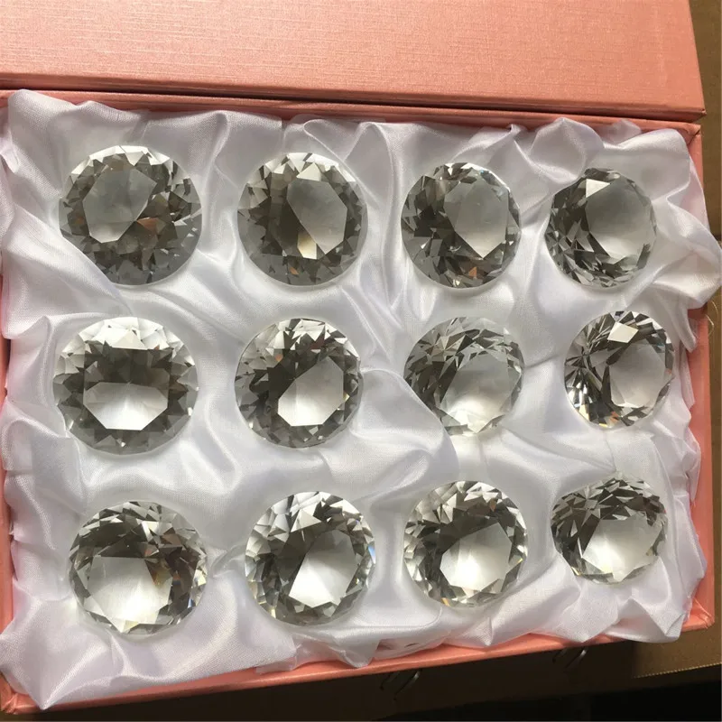 12pcs/Set 40mm Clear Crystal Diamond Paperweight With Pink Gift Box Elegant Crafts Wedding Gifts Glass Feng Shui Decoration
12pcs/Set 40mm Clear Crystal Diamond Paperweight With Pink Gift Box Elegant Crafts Wedding Gifts Glass Feng Shui Decoration