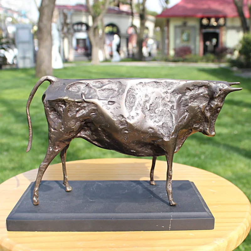 cattle like bronze bronze sculpture works of art Home Furnishing ornaments business gift ornaments boutique furnishings
cattle like bronze bronze sculpture works of art Home Furnishing ornaments business gift ornaments boutique furnishings