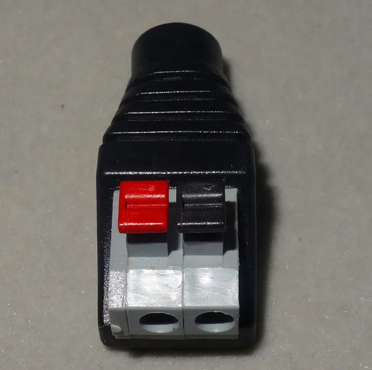 Adapter DC 5.5 x 2.1 mm female to Terminal Block with push button 2pin connector
Adapter DC 5.5 x 2.1 mm female to Terminal Block with push button 2pin connector