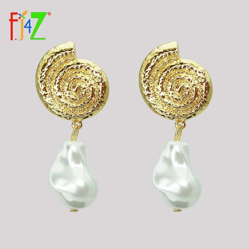 F.J4Z Brand Designer Irregular Simulated Pearl Women Earrings Summer Beach Seashell Lady Earrings Jewelry wholesale
F.J4Z Brand Designer Irregular Simulated Pearl Women Earrings Summer Beach Seashell Lady Earrings Jewelry wholesale