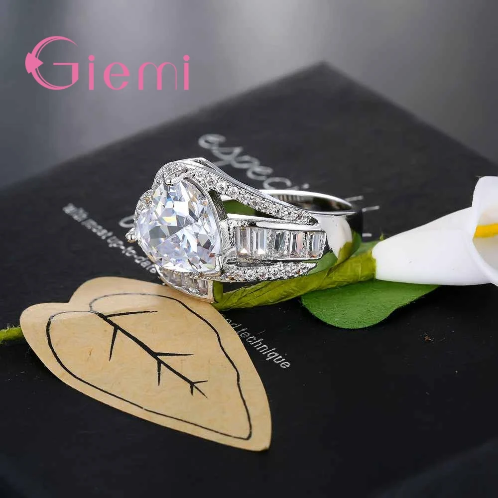 Hot Sale Lovely Beautiful Heart Austrian Crystal Stone Ring Engagement Wedding Ceremony Jewelry 925 Sterling Silver
Hot Sale Lovely Beautiful Heart Austrian Crystal Stone Ring Engagement Wedding Ceremony Jewelry 925 Sterling Silver