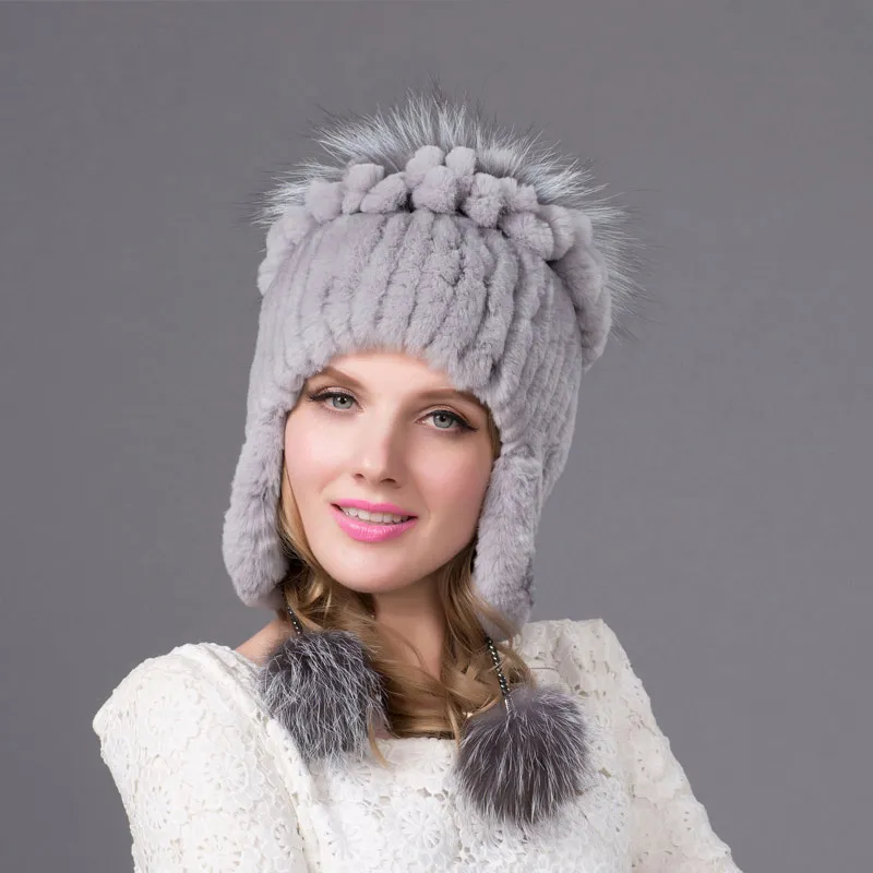 Фото Женские модели осенне зимняя шапка с ушами из меха кролика Рекс вязаная