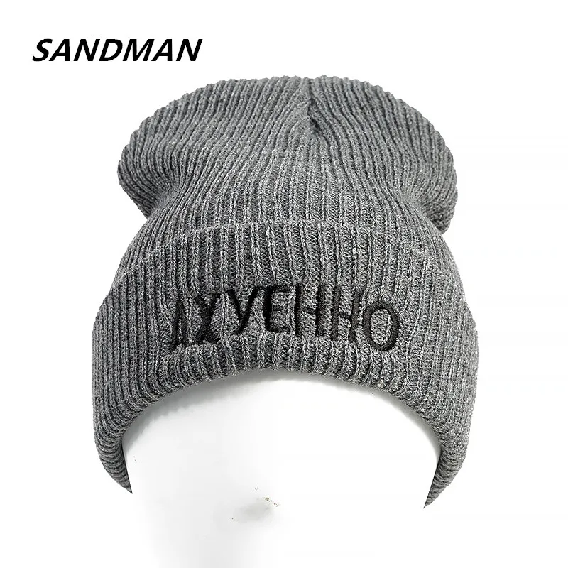 SANDMAN High Quality Russian Letter Acrylic Casual Beanies For Men Women Fashion Knitted Winter Hat Hip-hop Skullies Warm Hat
SANDMAN High Quality Russian Letter Acrylic Casual Beanies For Men Women Fashion Knitted Winter Hat Hip-hop Skullies Warm Hat