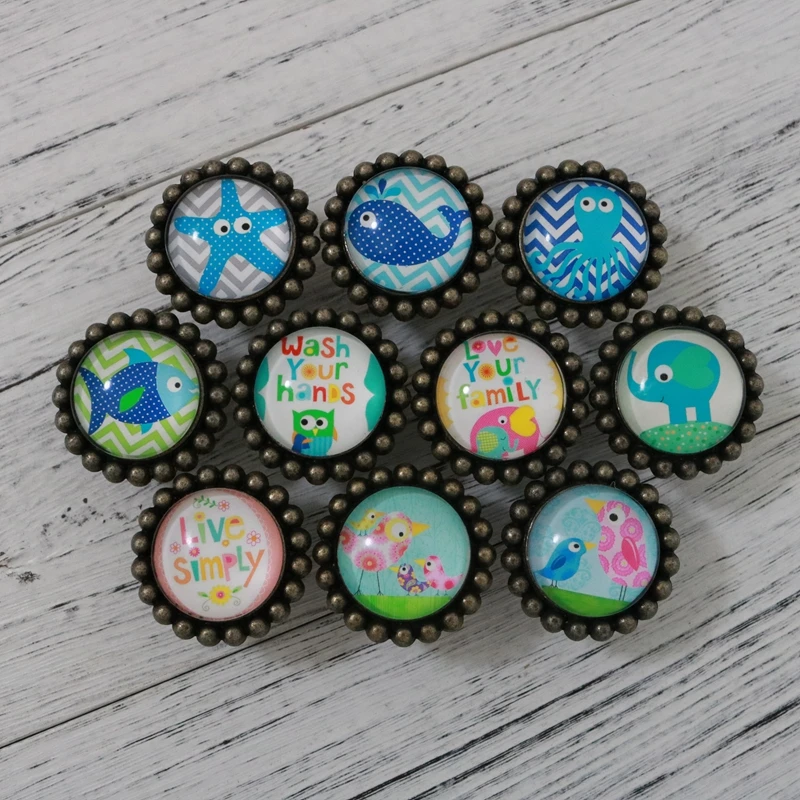 1x Vintage Metal crystal Knob Cupboard Cabinet Bin Drawer Dresser Pulls Handles Kids Cartoon Furniture Knob Hardware
1x Vintage Metal crystal Knob Cupboard Cabinet Bin Drawer Dresser Pulls Handles Kids Cartoon Furniture Knob Hardware