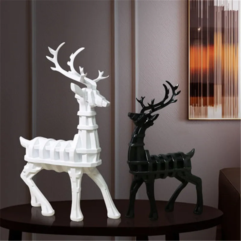 Nordic Creative Abstraction Classical Deer Resin Craftwork Statue Personality Simulation Animal Living Room Decoration X1995
Nordic Creative Abstraction Classical Deer Resin Craftwork Statue Personality Simulation Animal Living Room Decoration X1995