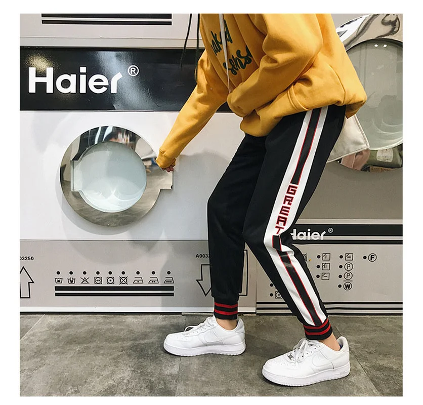 2019 spring New Korean fashion girl pants Street hip hop ankle-length pants Jogger Sweatpants Women Trousers
2019 spring New Korean fashion girl pants Street hip hop ankle-length pants Jogger Sweatpants Women Trousers