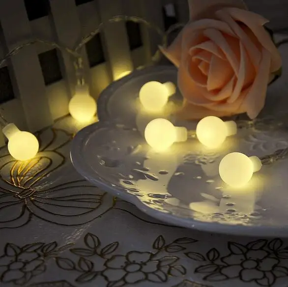 10M led string lights with 50led ball AC220V holiday decoration lamp Festival Christmas lights outdoor lighting
10M led string lights with 50led ball AC220V holiday decoration lamp Festival Christmas lights outdoor lighting