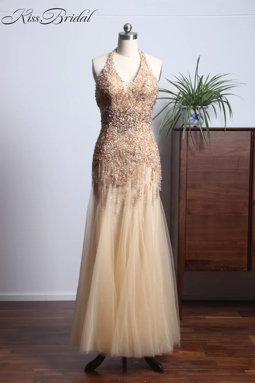 Vestidos de festa Новые Выпускные платья Русалочки 2018 с лямкой на шее без рукавов длиной до пола, с блестками и бисером, Длинные вечерние платья из т...
Vestidos de festa Новые Выпускные платья Русалочки 2018 с лямкой на шее без рукавов длиной до пола, с блестками и бисером, Длинные вечерние платья из т...