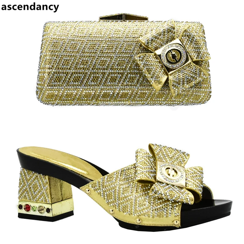 New Arrival African Wedding Italian Shoe and Bag Sets Decorated with Rhinestone Nigerian Women Wedding Shoes with Bag Party Shoe
New Arrival African Wedding Italian Shoe and Bag Sets Decorated with Rhinestone Nigerian Women Wedding Shoes with Bag Party Shoe