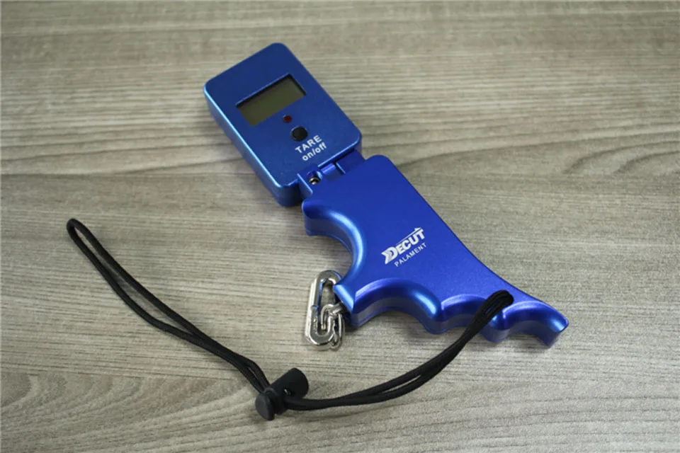 Decut-PALAMENT Bow Weight Scale Durable and Sturdy Aluminum Digital Bow Scale Hang Scale Bow Pounds Meter
Decut-PALAMENT Bow Weight Scale Durable and Sturdy Aluminum Digital Bow Scale Hang Scale Bow Pounds Meter