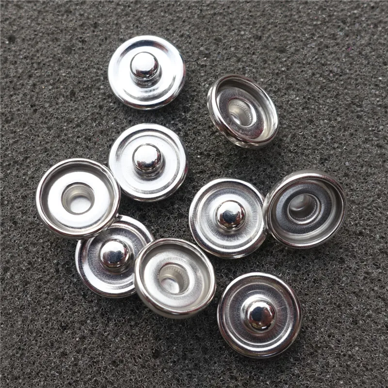 500pcs/lot Wholesale Accessories Copper Small 12mm Snap Button Base studs Fit 10mm glass Interchangeable Jewelry Findings
500pcs/lot Wholesale Accessories Copper Small 12mm Snap Button Base studs Fit 10mm glass Interchangeable Jewelry Findings