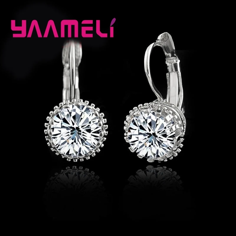 TOP Quality 925 Sterling Silver Fashion Earrings Shiny 2 Carat CZ Crystal For Lady Best Gift
TOP Quality 925 Sterling Silver Fashion Earrings Shiny 2 Carat CZ Crystal For Lady Best Gift
